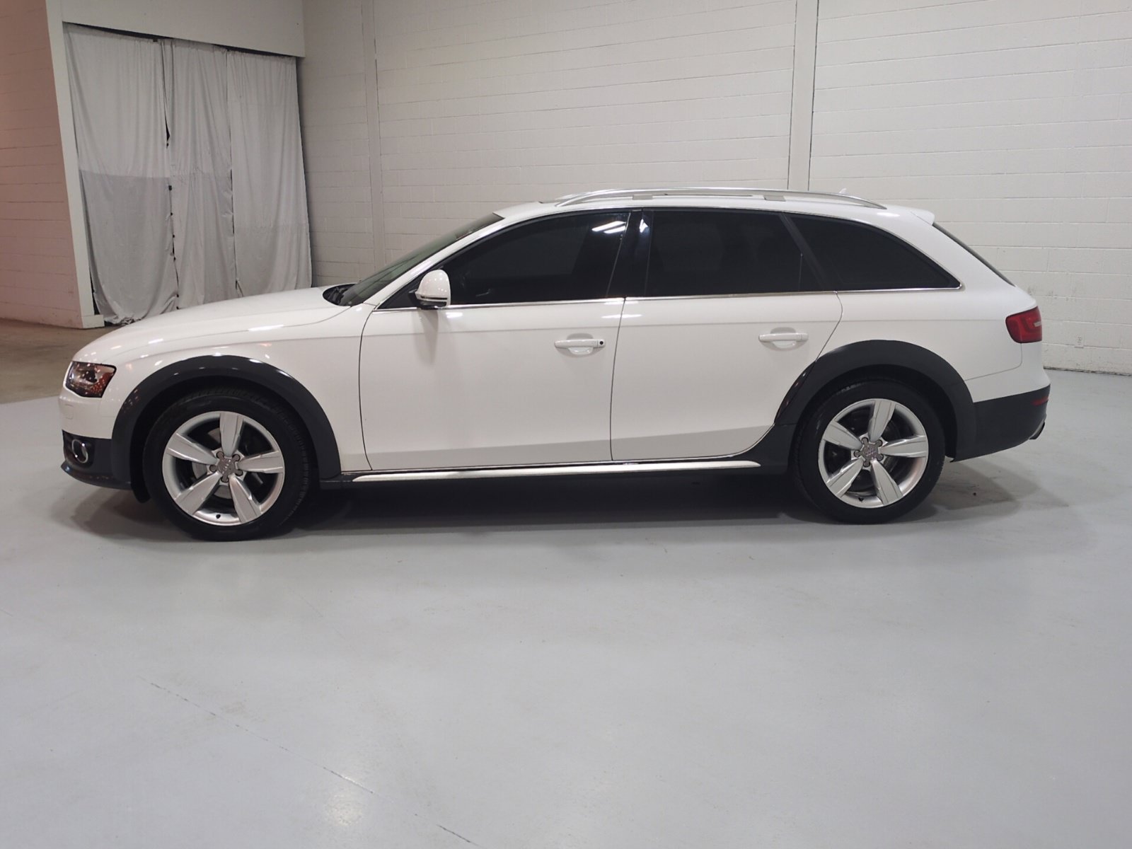 Used 2014 Audi A4 Premium Plus AWD/4WD image 7
