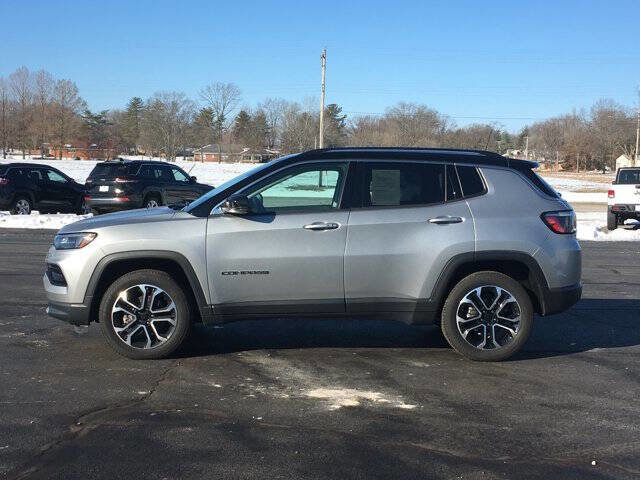 Used 2022 Jeep Compass Limited image 6