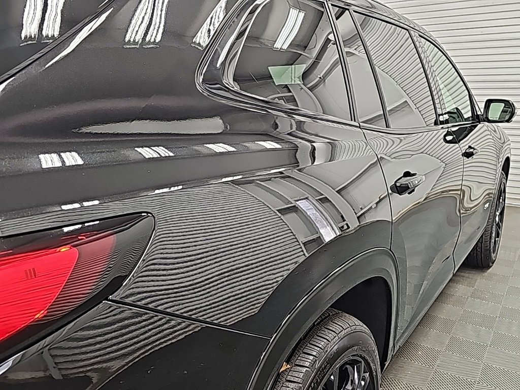 New 2026 Buick Enclave Sport Touring w/ Power Package image 9