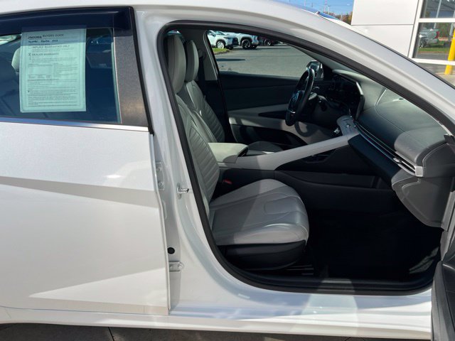 Used 2023 Hyundai Elantra Limited w/ Cargo Package FWD image 36