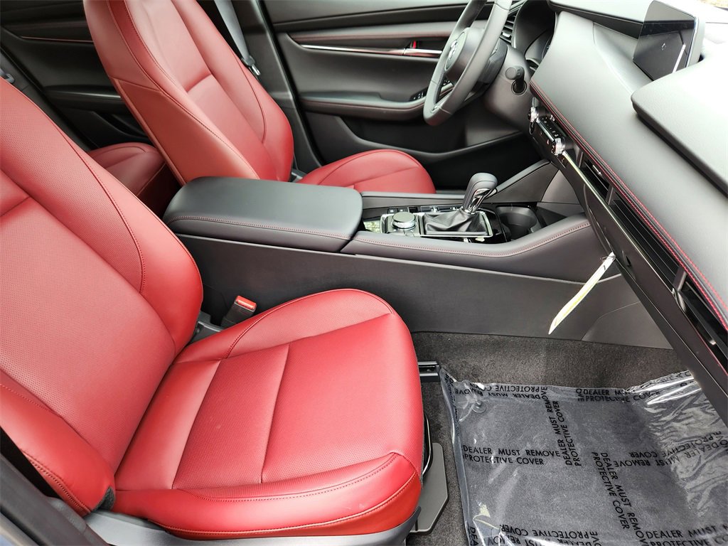 New 2025 MAZDA MAZDA3 Carbon image 25