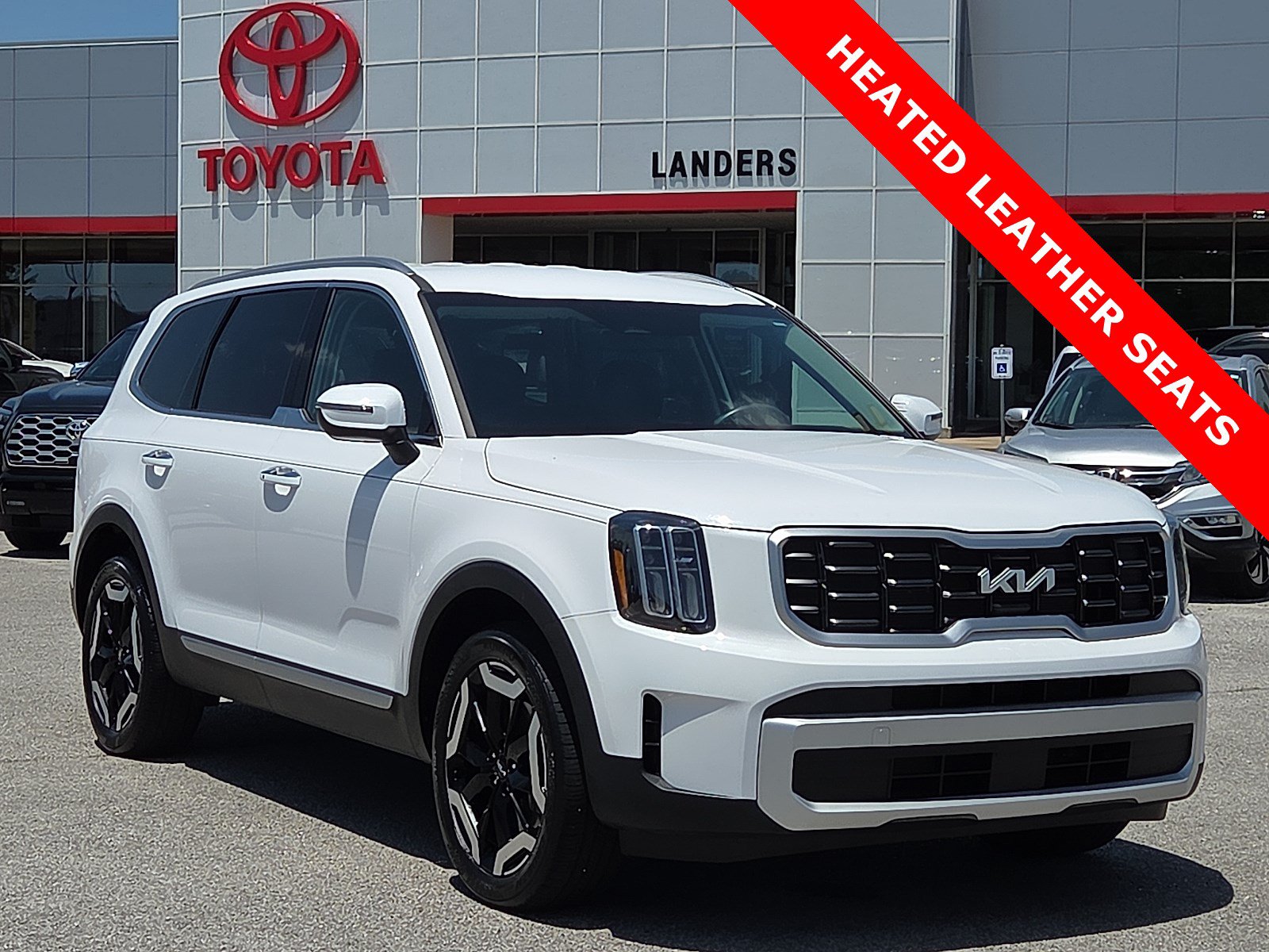 Used 2024 Kia Telluride S FWD video 1