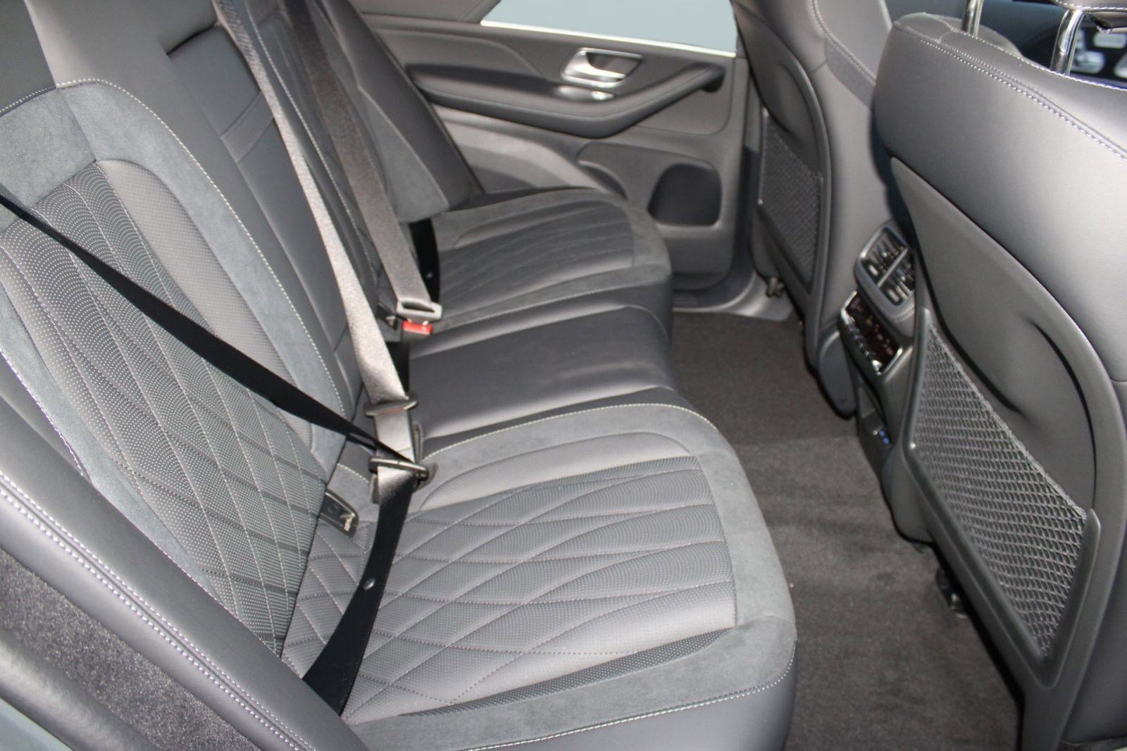 New 2026 Mercedes-Benz GLE 63 AMG S image 34