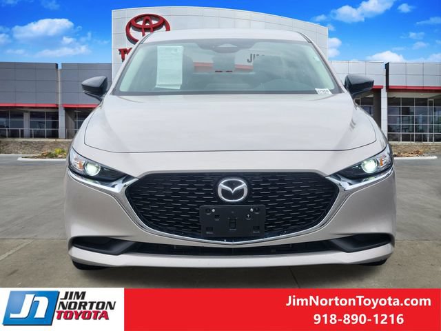 Used 2024 MAZDA MAZDA3 s FWD image 2