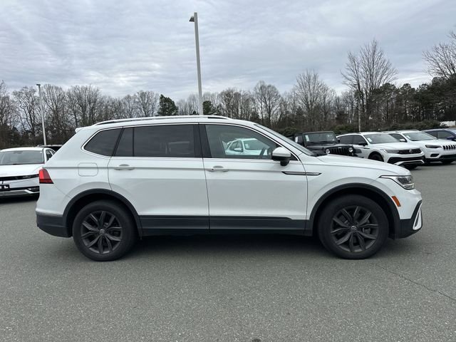 Certified 2022 Volkswagen Tiguan SE image 6