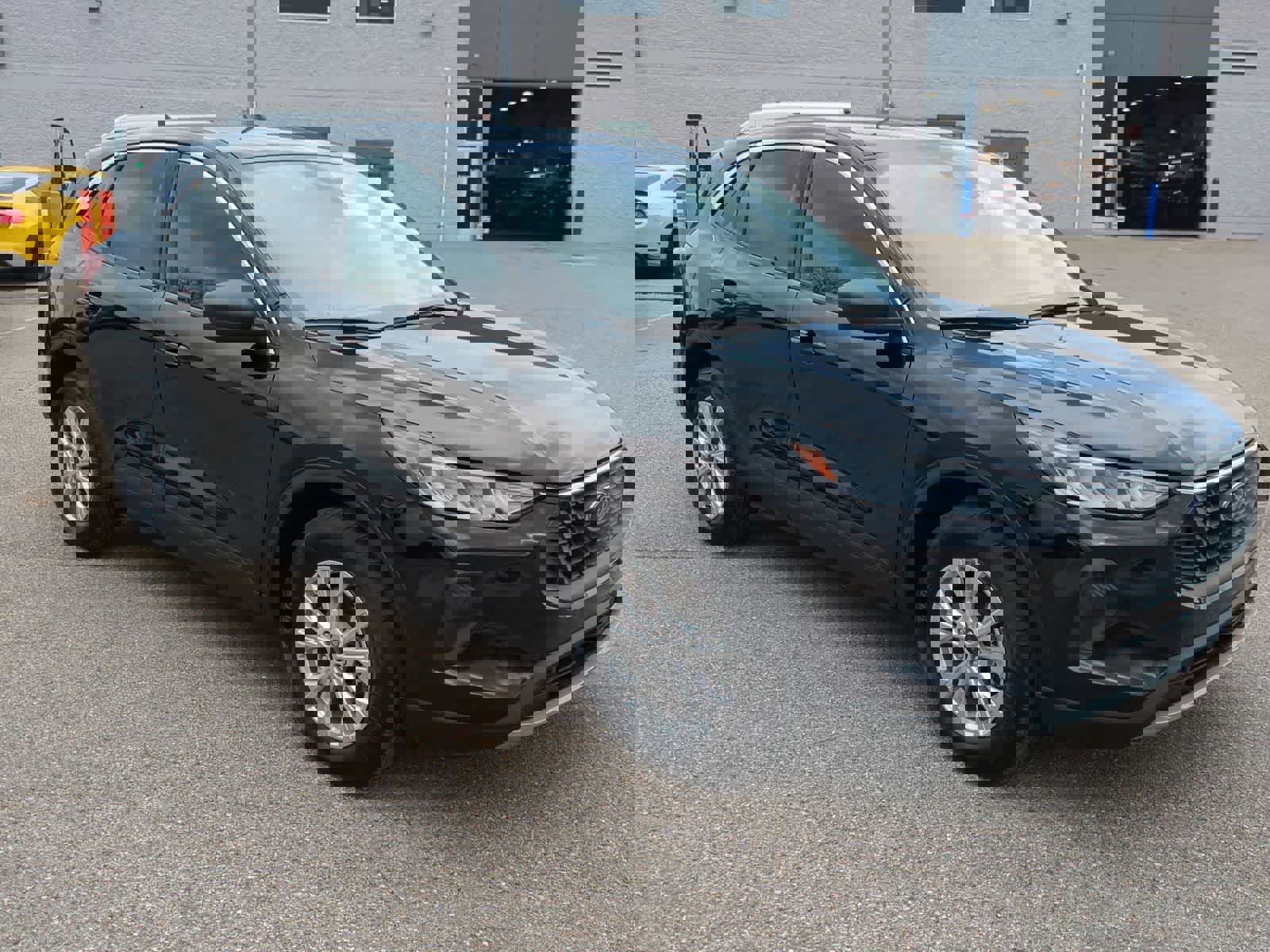 Used 2023 Ford Escape Active AWD/4WD video 2