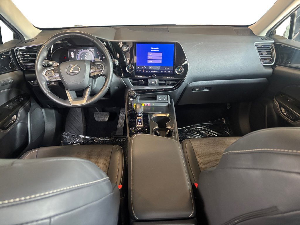 Used 2024 Lexus NX 350h AWD image 11