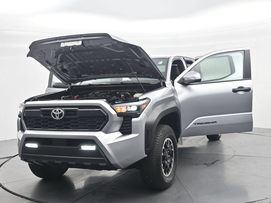 Used 2025 Toyota Tacoma TRD Off-Road AWD/4WD image 48