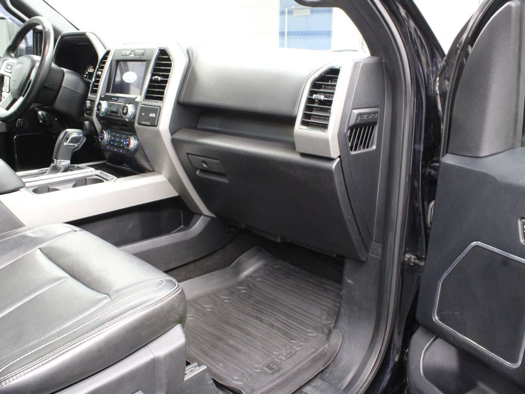 Used 2018 Ford F150 Lariat w/ Equipment Group 502A Luxury AWD/4WD image 31