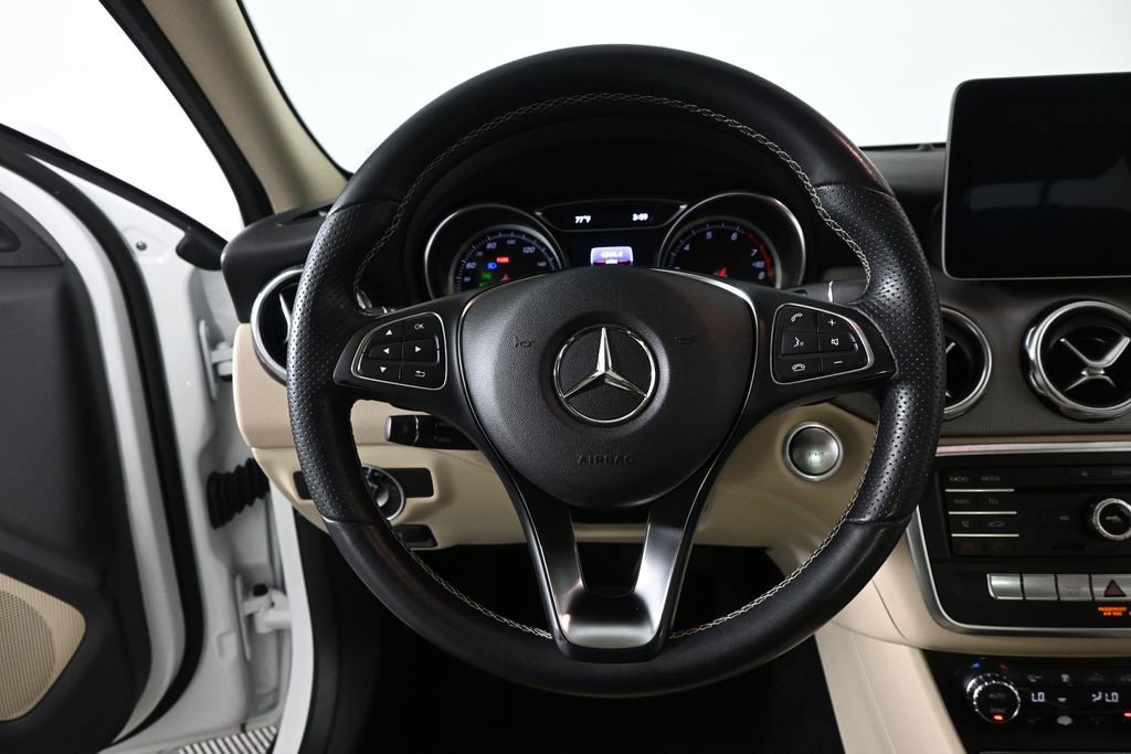 Used 2020 Mercedes-Benz GLA 250 image 2
