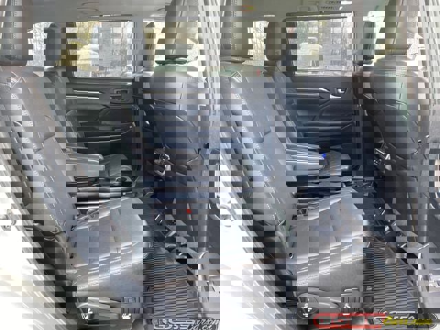 Used 2019 Toyota Highlander Limited image 7