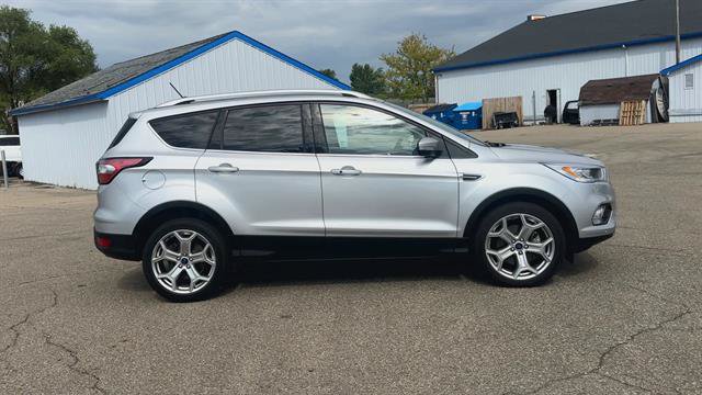 Used 2018 Ford Escape Titanium w/ Ford Safe & Smart Package AWD/4WD image 9