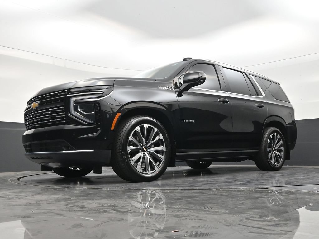 Used 2025 Chevrolet Tahoe High Country RWD image 22
