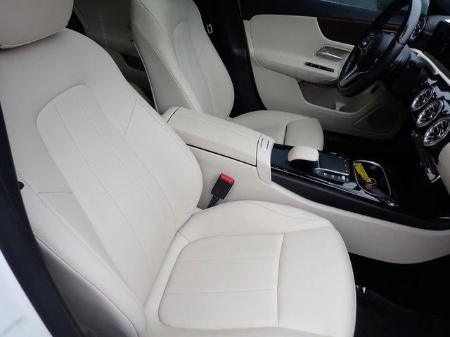 Used 2022 Mercedes-Benz A 220 4MATIC image 12