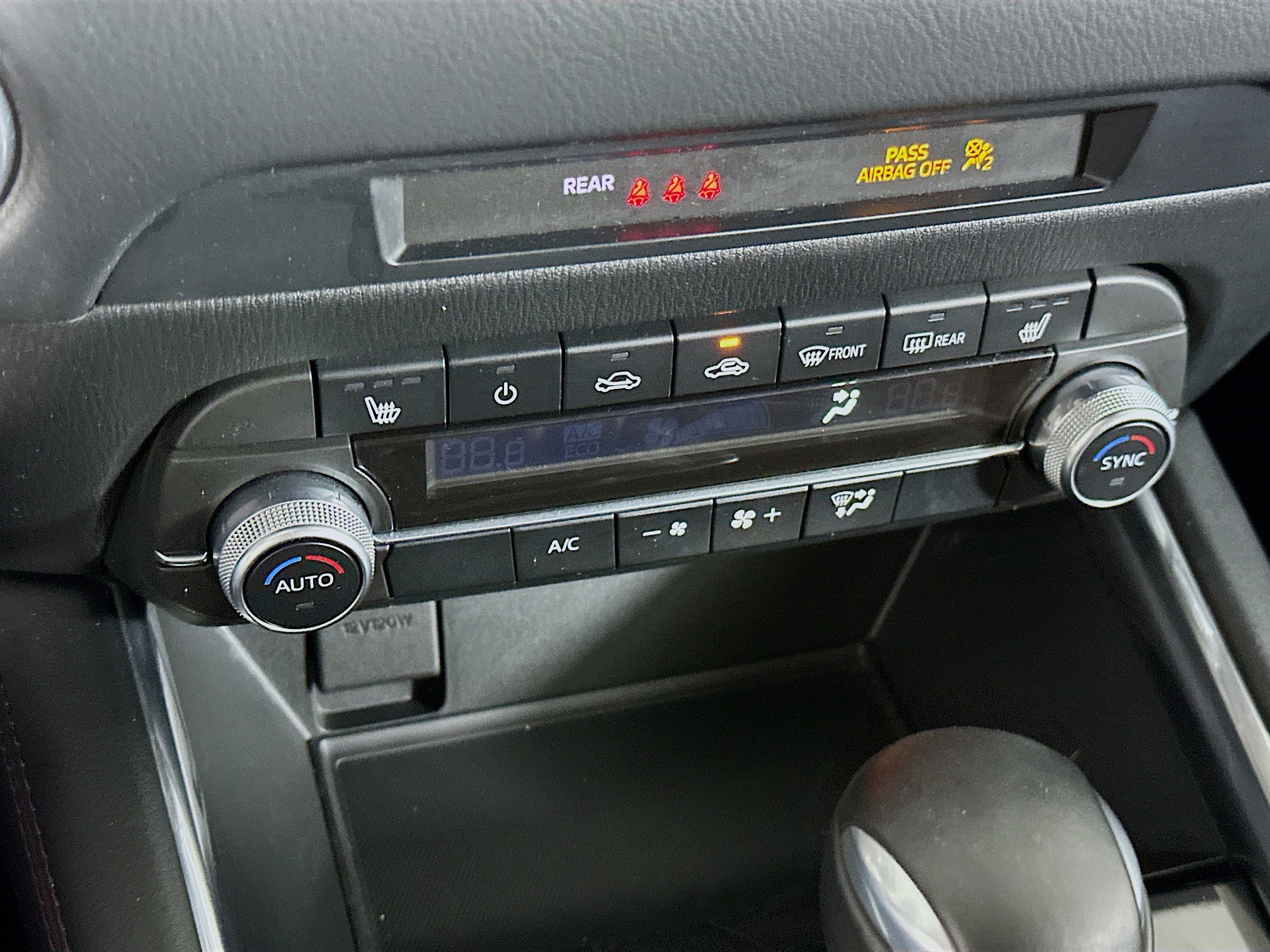 Used 2023 MAZDA CX-5 Carbon Edition image 24