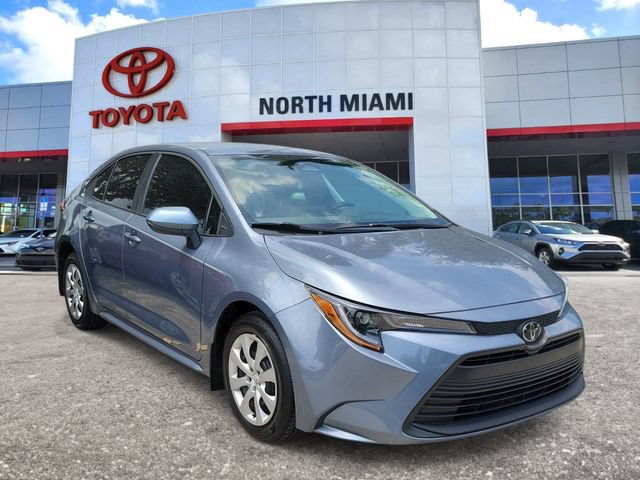 Used 2026 Toyota Corolla LE FWD image 1