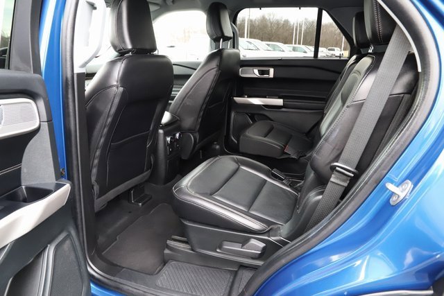 Used 2023 Ford Explorer Limited image 19