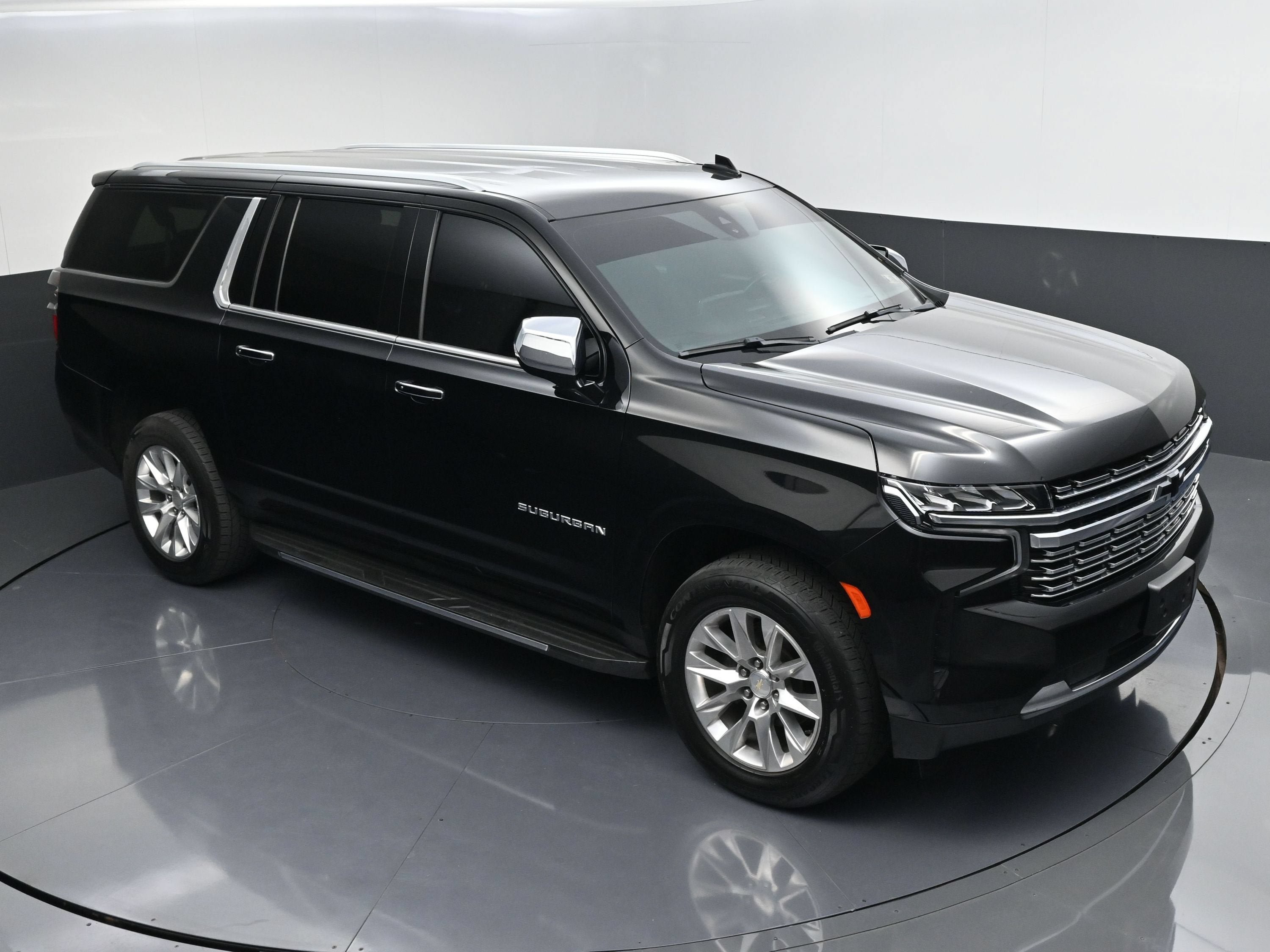Used 2023 Chevrolet Suburban Premier AWD/4WD image 50
