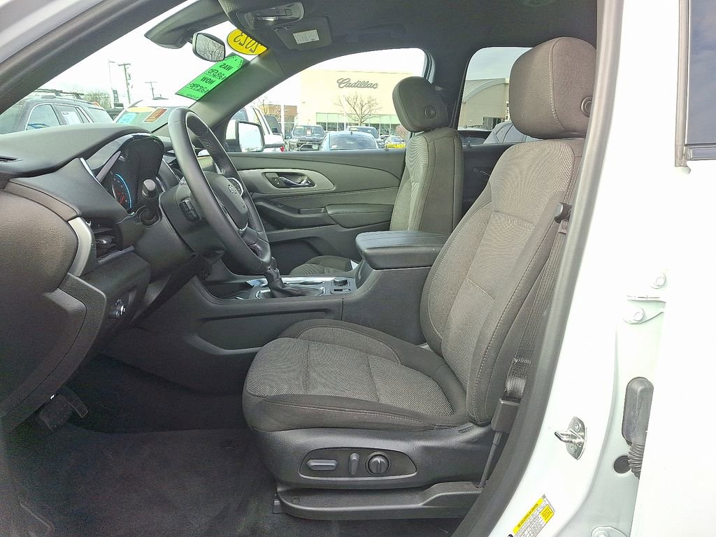 Certified 2023 Chevrolet Traverse LT image 15