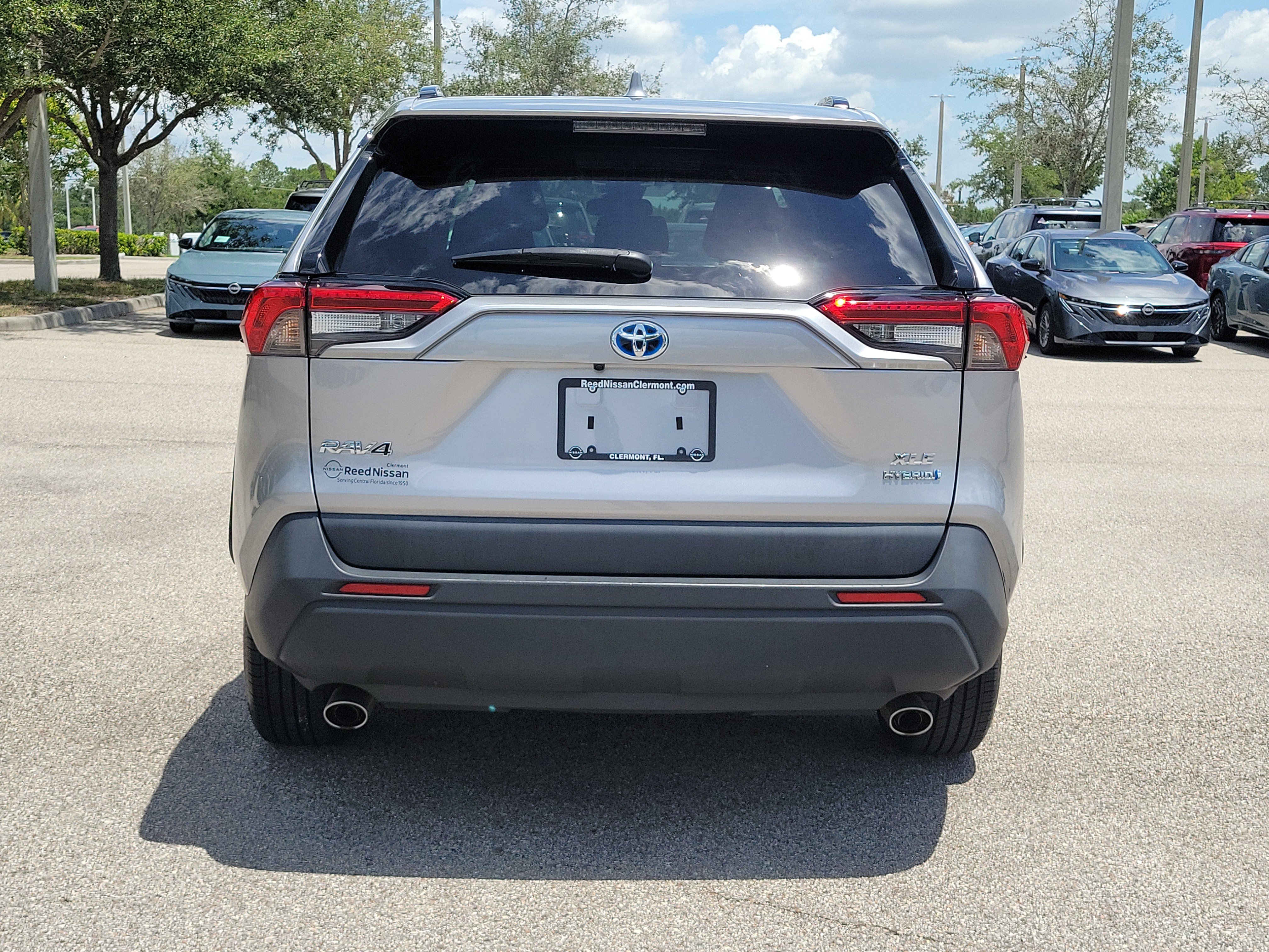 Used 2022 Toyota RAV4 XLE w/ Convenience Package AWD/4WD image 6
