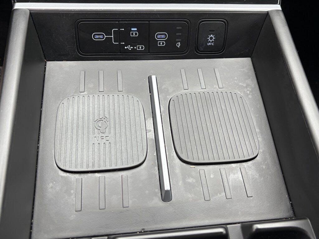 Used 2024 Hyundai Santa Fe Limited image 17