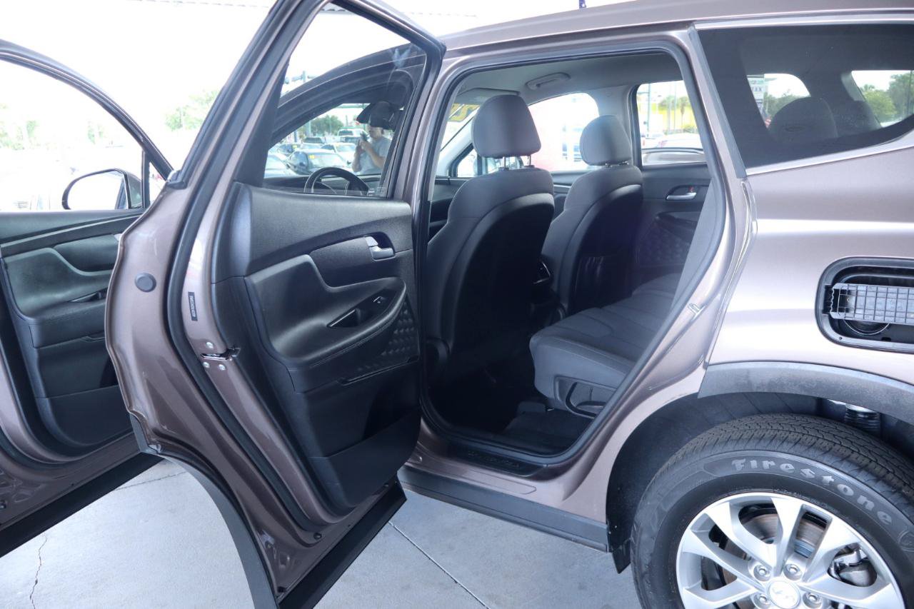 Used 2020 Hyundai Santa Fe SEL FWD image 29