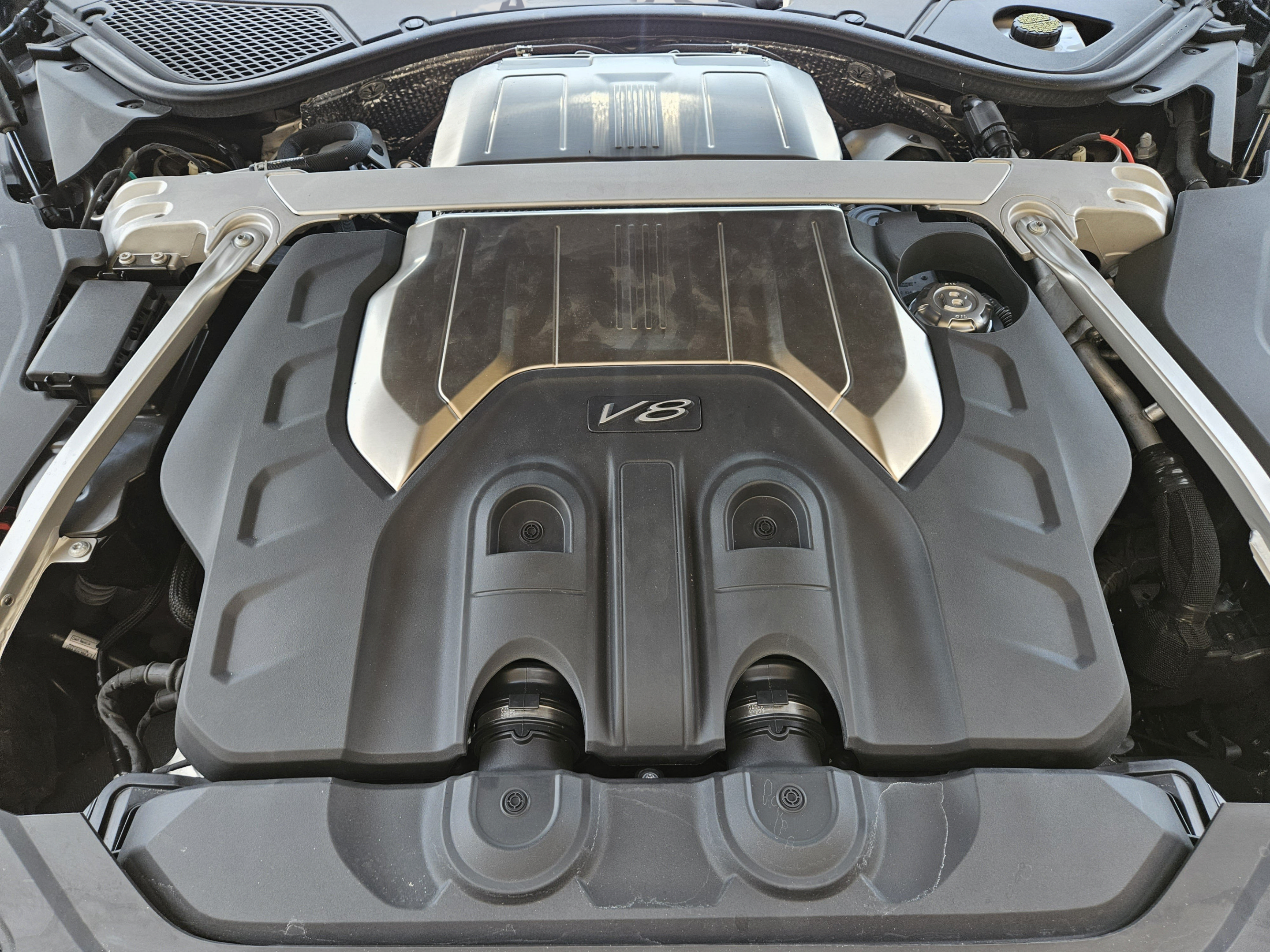 Used 2022 Bentley Flying Spur V8 AWD/4WD image 33