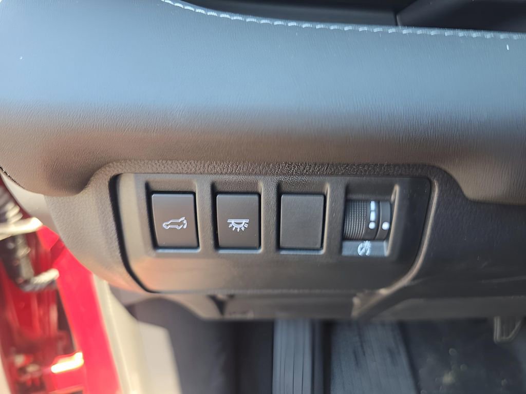 Used 2024 Subaru Ascent Limited image 12