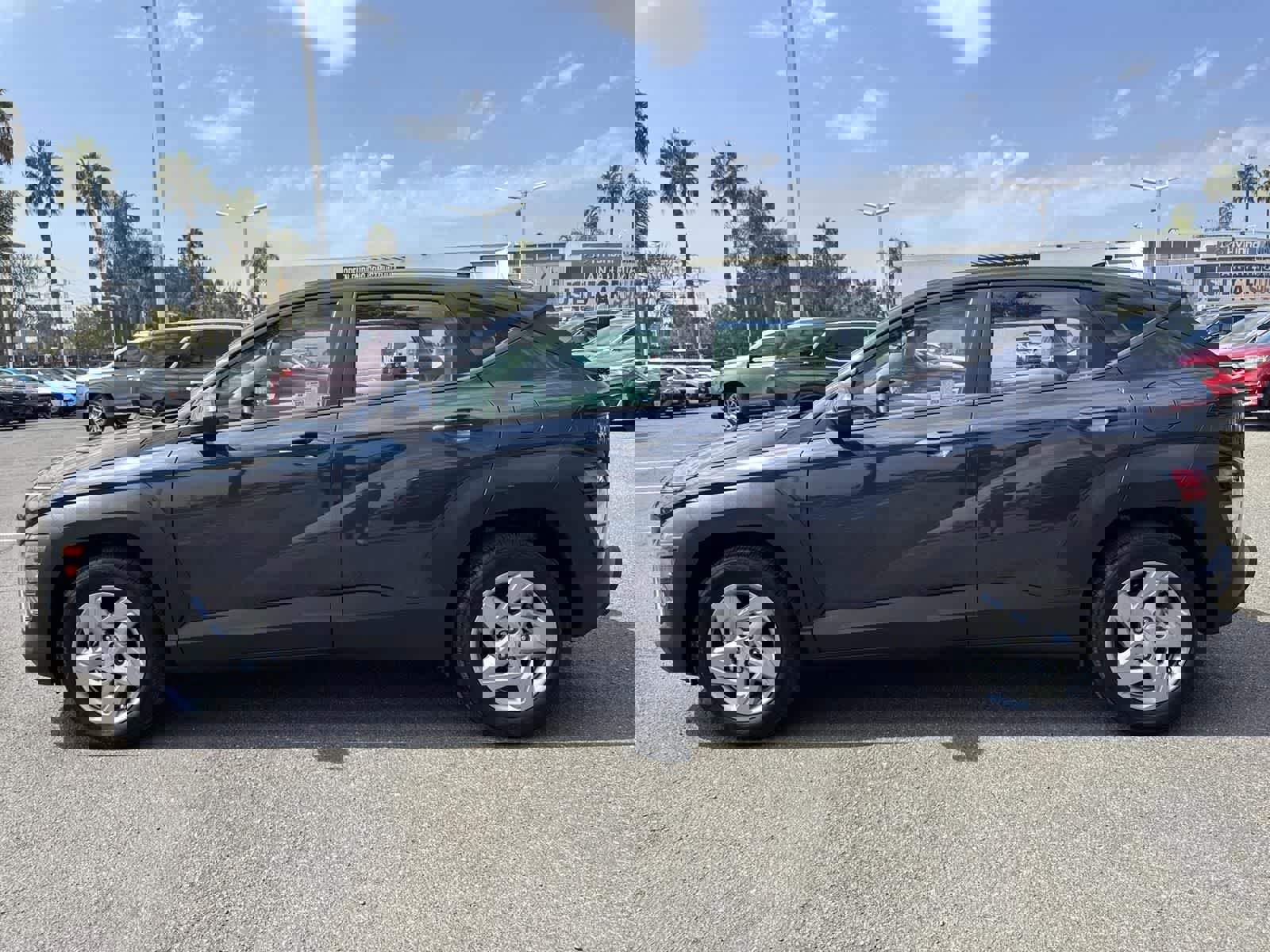 Certified 2025 Hyundai Kona SE image 5