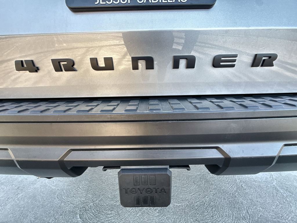 Used 2025 Toyota 4Runner SR5 image 31