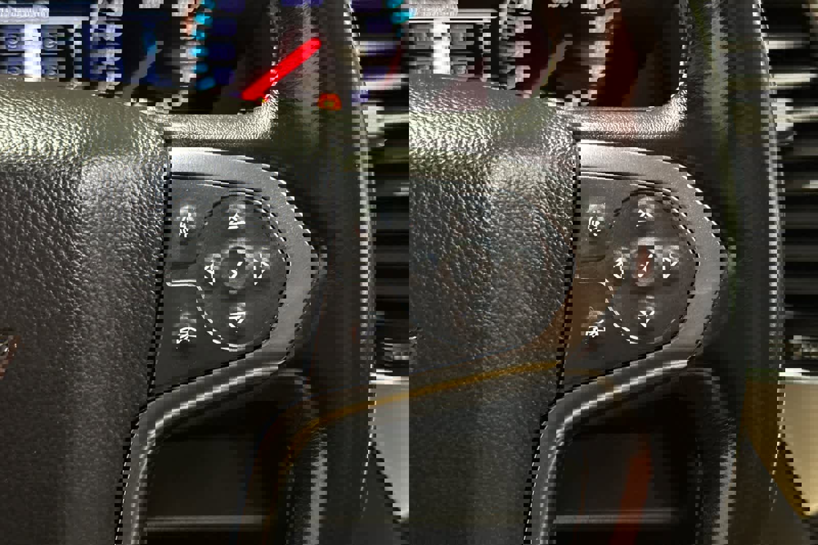 Used 2020 Chevrolet Tahoe Premier image 33