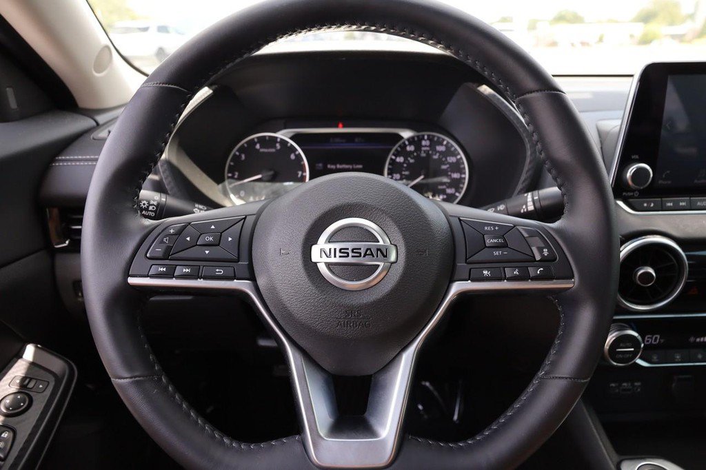 Used 2020 Nissan Sentra SV FWD image 10