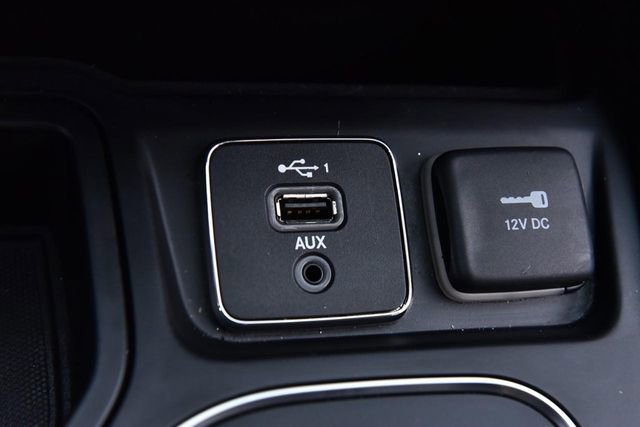 Used 2020 Jeep Cherokee Latitude image 15