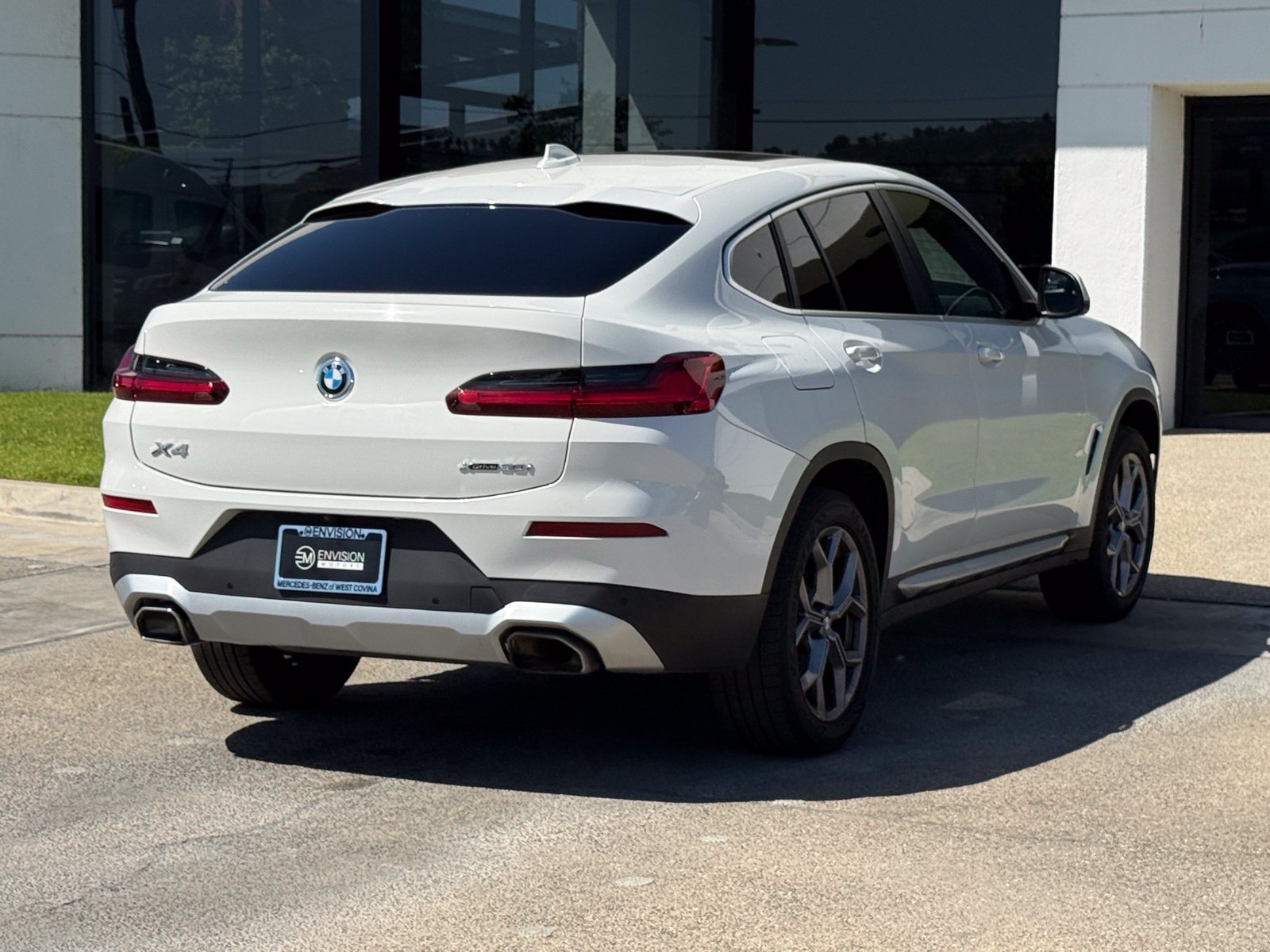 Used 2023 BMW X4 xDrive30i w/ Convenience Package AWD/4WD image 15