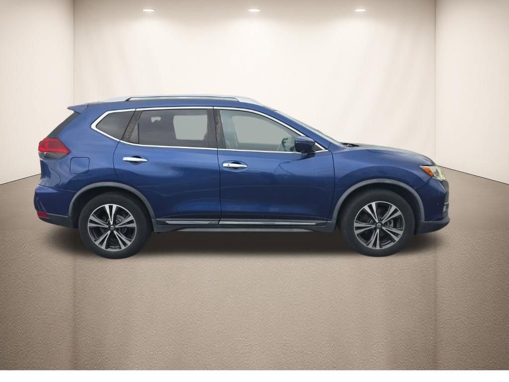 Used 2018 Nissan Rogue SL image 3