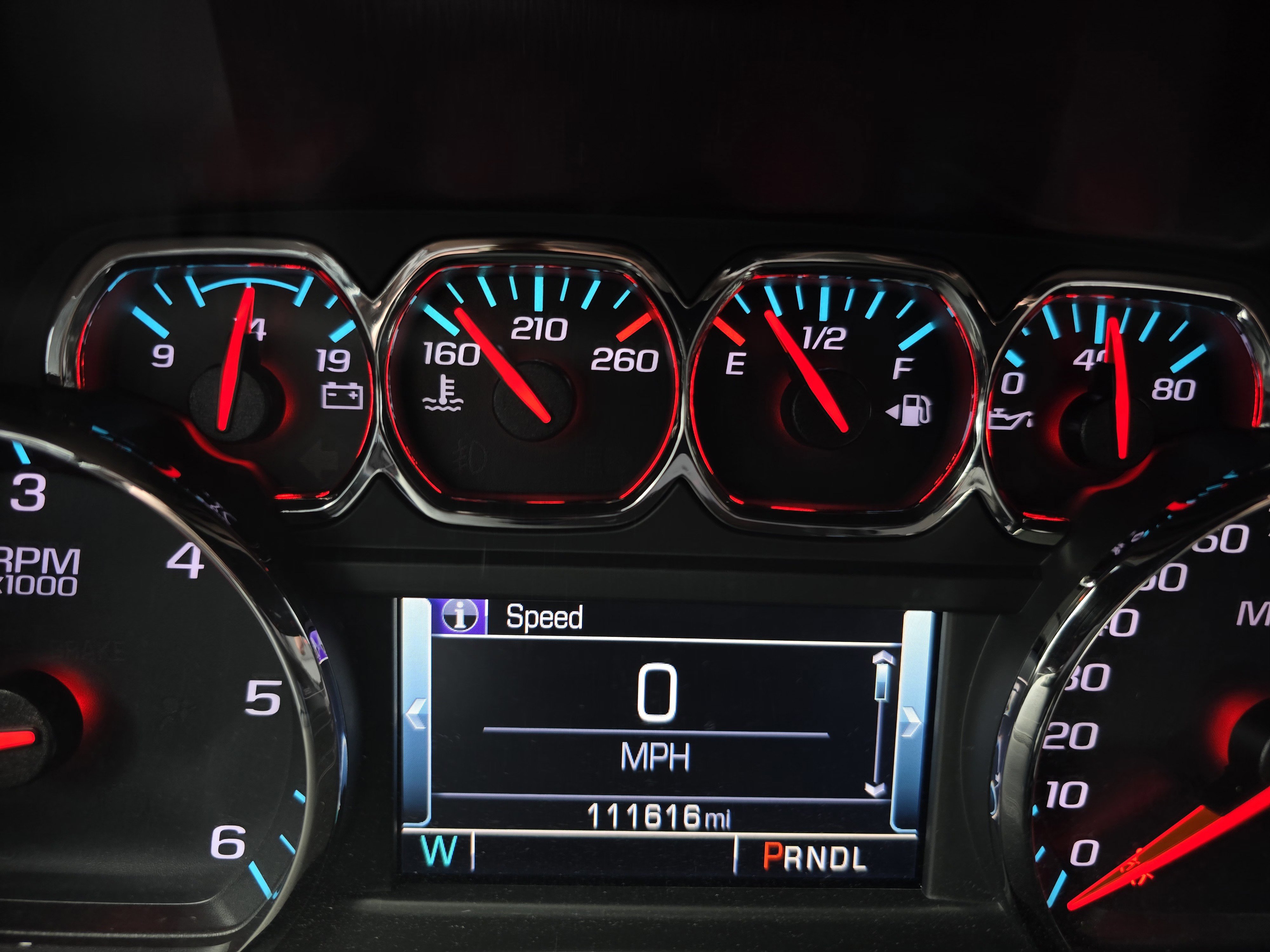 Used 2018 Chevrolet Suburban LT w/ Luxury Package image 16