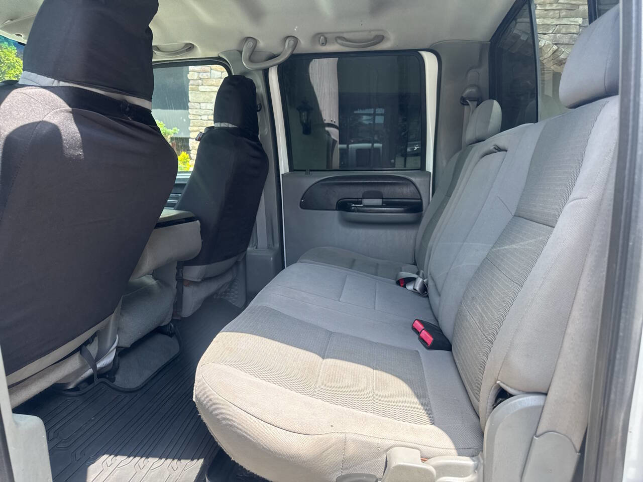 Used 2005 Ford F350 XLT image 11