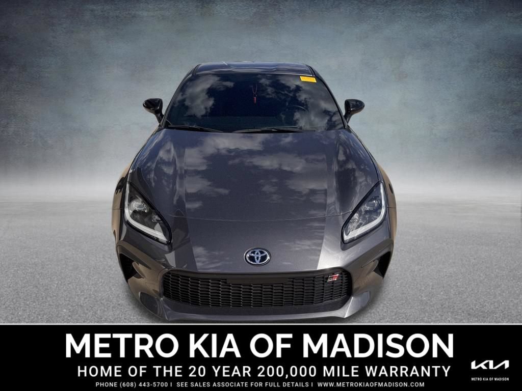 Used 2023 Toyota GR86 Premium RWD image 9