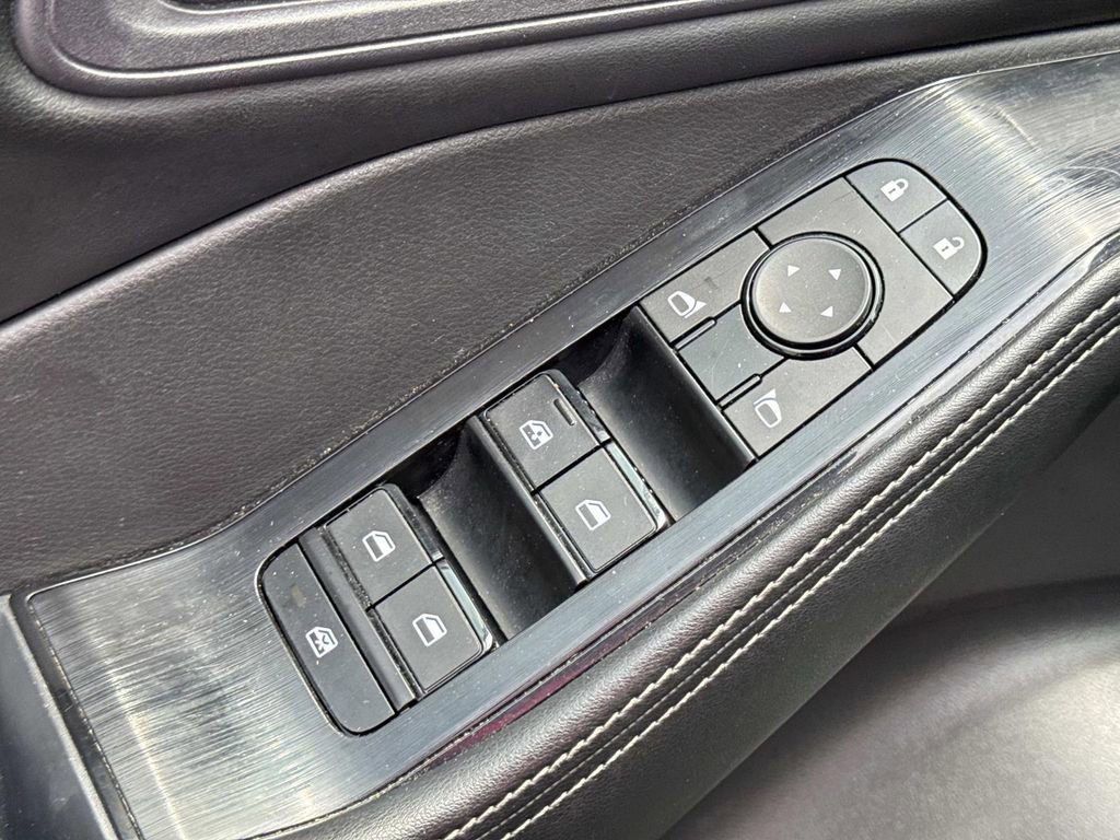 Certified 2024 Nissan Rogue SV FWD image 20