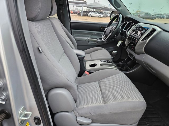 Used 2012 Toyota Tacoma PreRunner w/ SR5 Pkg RWD image 18