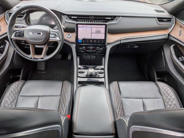 Certified 2024 Jeep Grand Cherokee L Summit w/ High Altitude Package AWD/4WD image 17