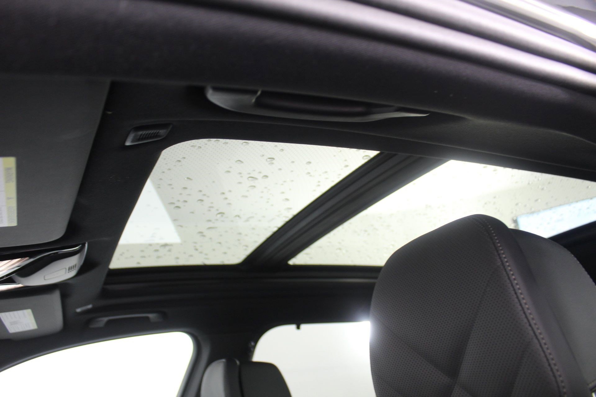 New 2026 BMW X5 M60i image 13