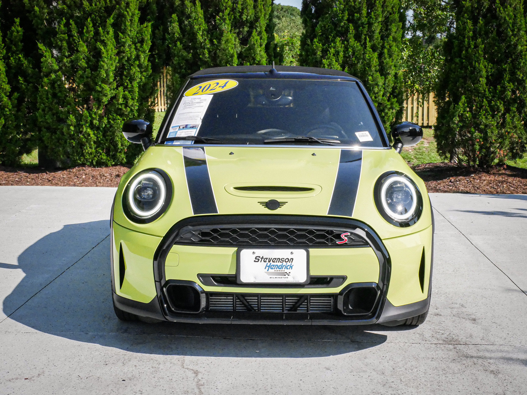 Used 2024 MINI Cooper S w/ Signature Upholstery Package FWD image 3
