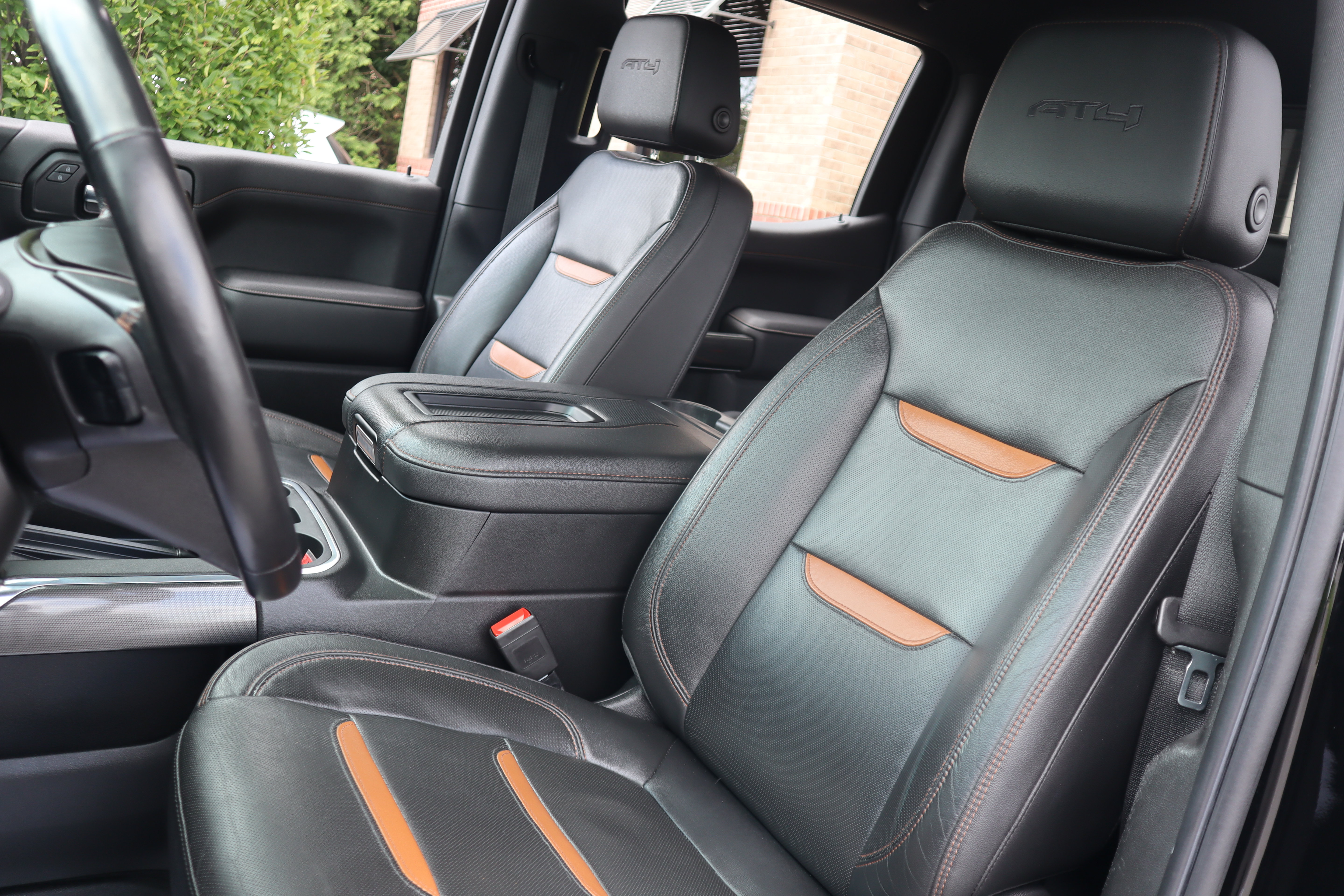Used 2020 GMC Sierra 1500 AT4 w/ AT4 Premium Package AWD/4WD image 32
