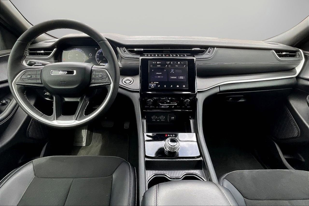 Certified 2025 Jeep Grand Cherokee L Altitude image 15