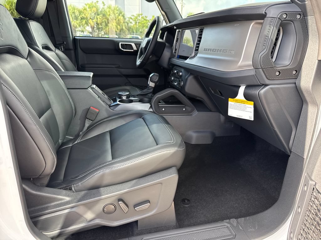 New 2026 Ford Bronco Outer Banks w/ Sasquatch Package AWD/4WD image 22