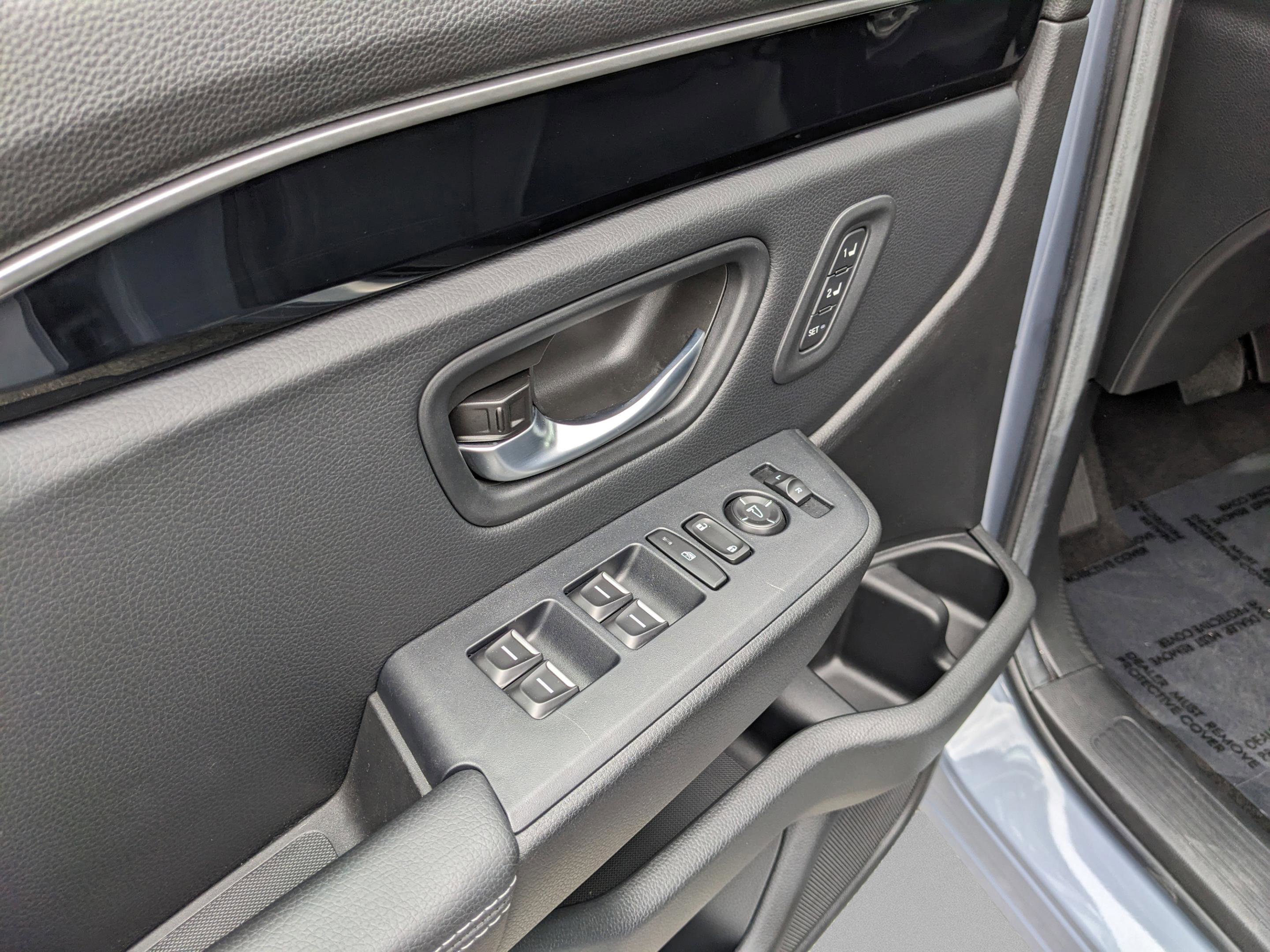 Used 2025 Honda Pilot Touring image 27