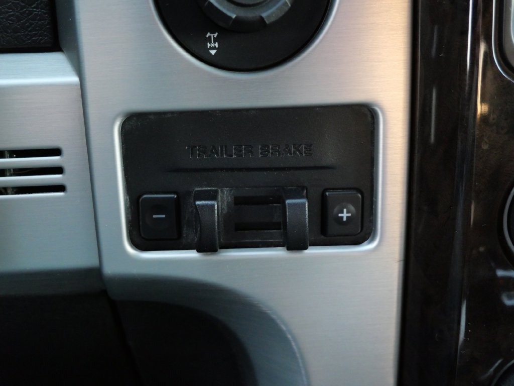 Used 2014 Ford F150 Platinum AWD/4WD image 22