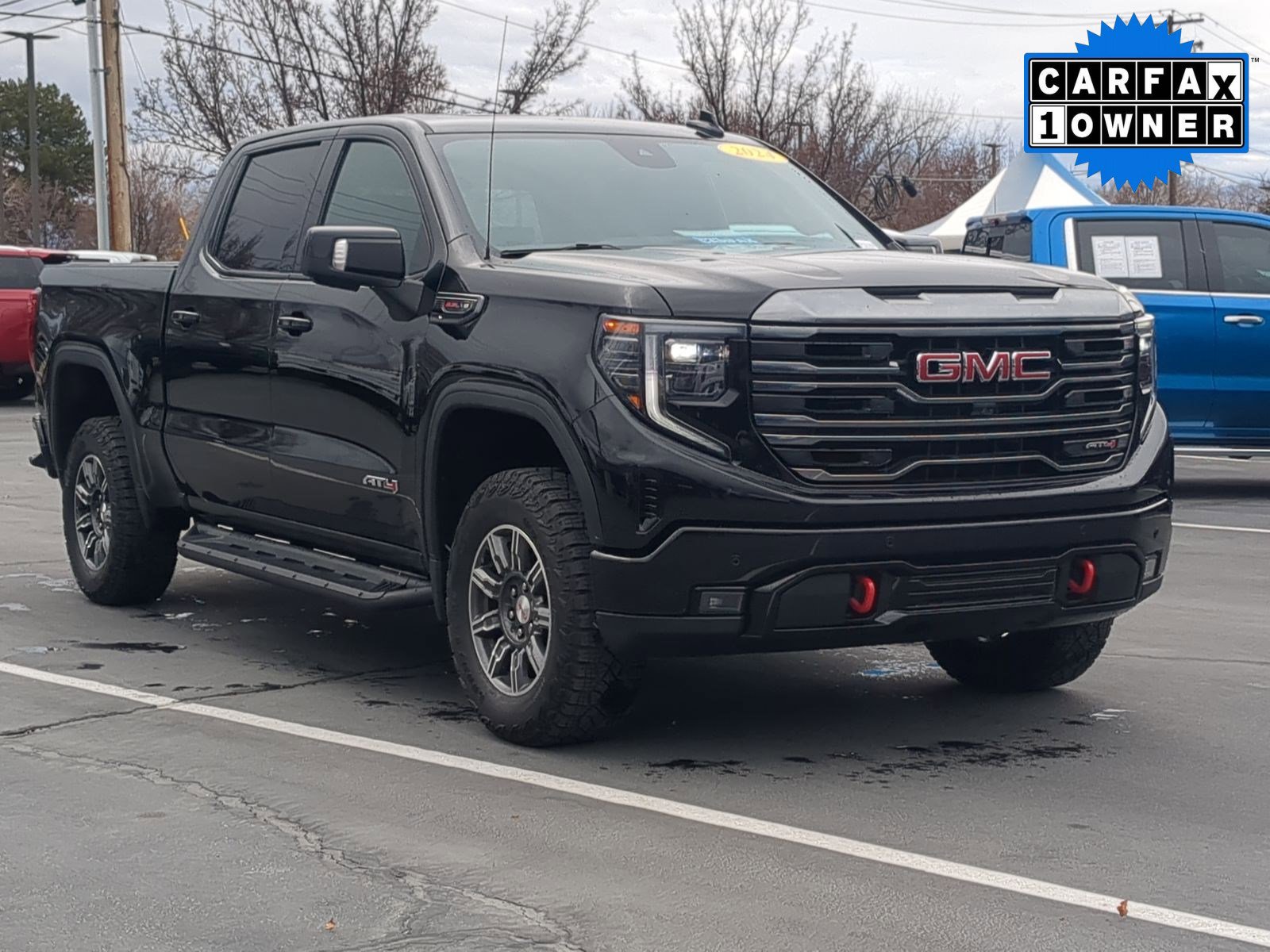 Used 2024 GMC Sierra 1500 AT4 w/ Technology Package image 8