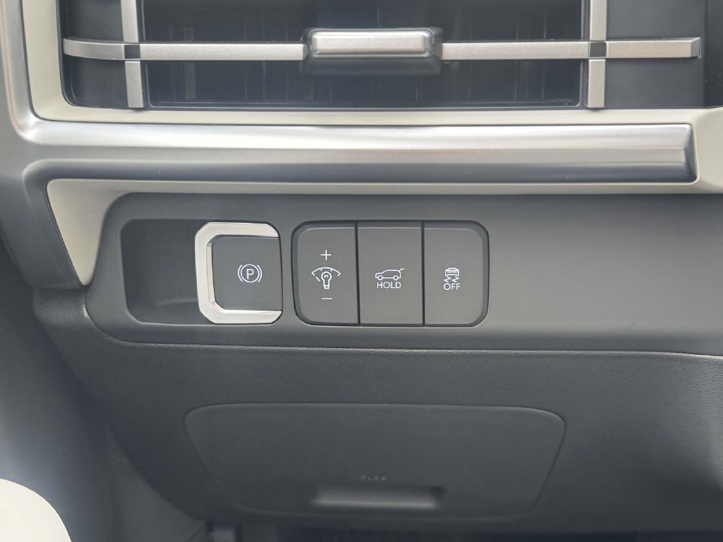 New 2026 Hyundai Santa Fe SE AWD/4WD image 18